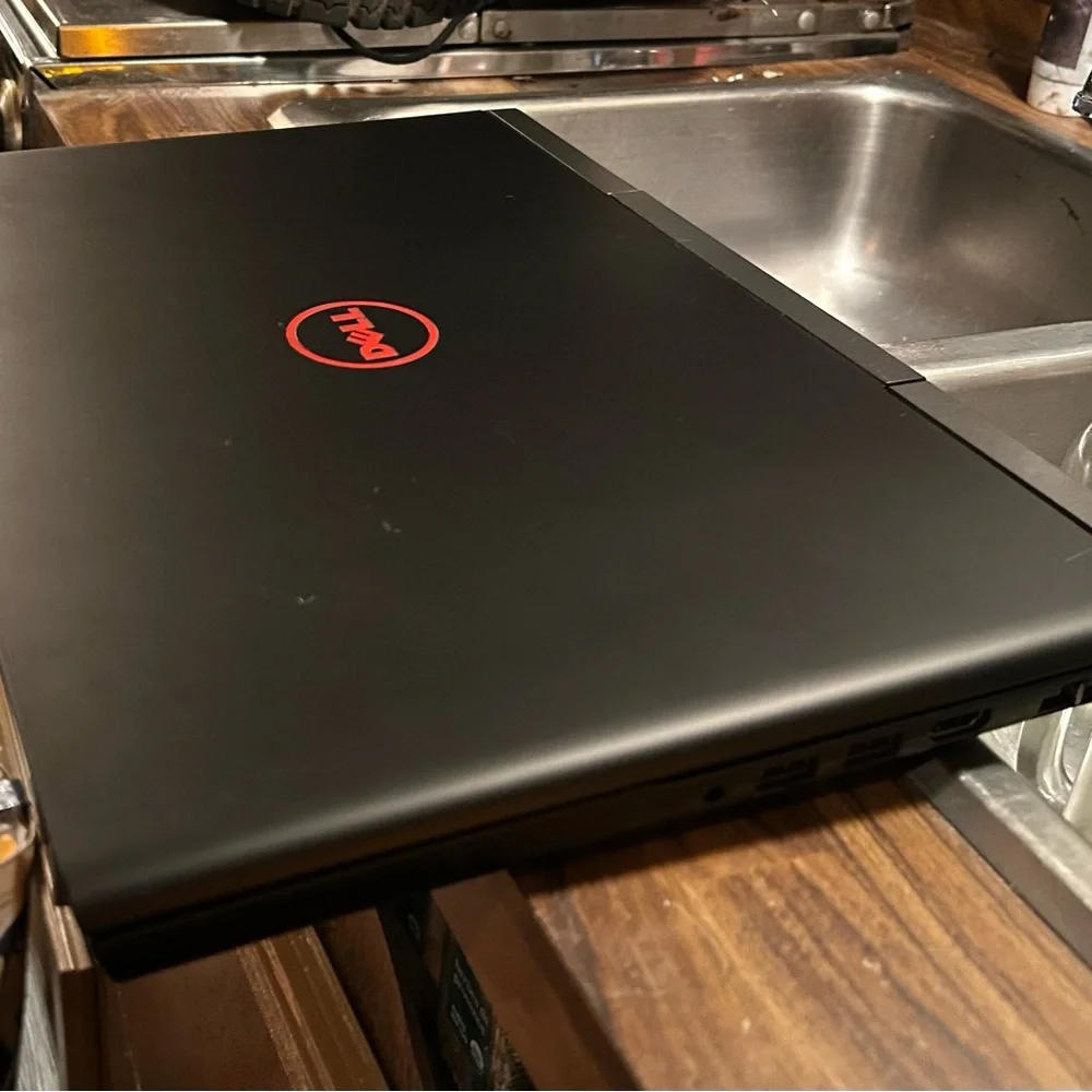 The DELL Inspiron 15 7567 Gaming laptop